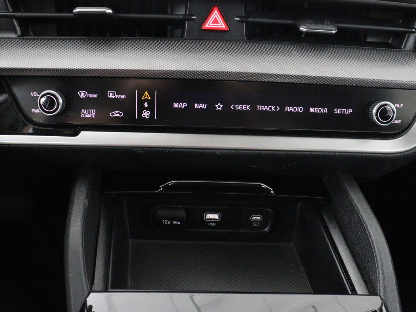 Kia Sportage 1.6 T-GDi Plug-in Hybrid AWD DynamicLine | SOH 97,6% | Adaptive cruise | Lane assist | Carplay | Camera | Park assist | Virtueel dashboard