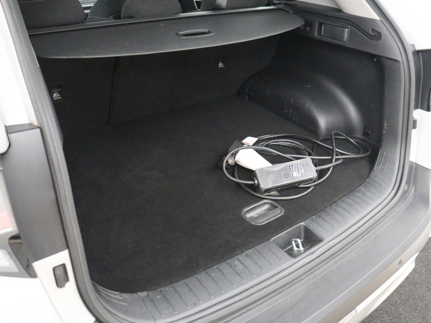 Kia Sportage 1.6 T-GDi Plug-in Hybrid AWD DynamicLine | SOH 97,6% | Adaptive cruise | Lane assist | Carplay | Camera | Park assist | Virtueel dashboard