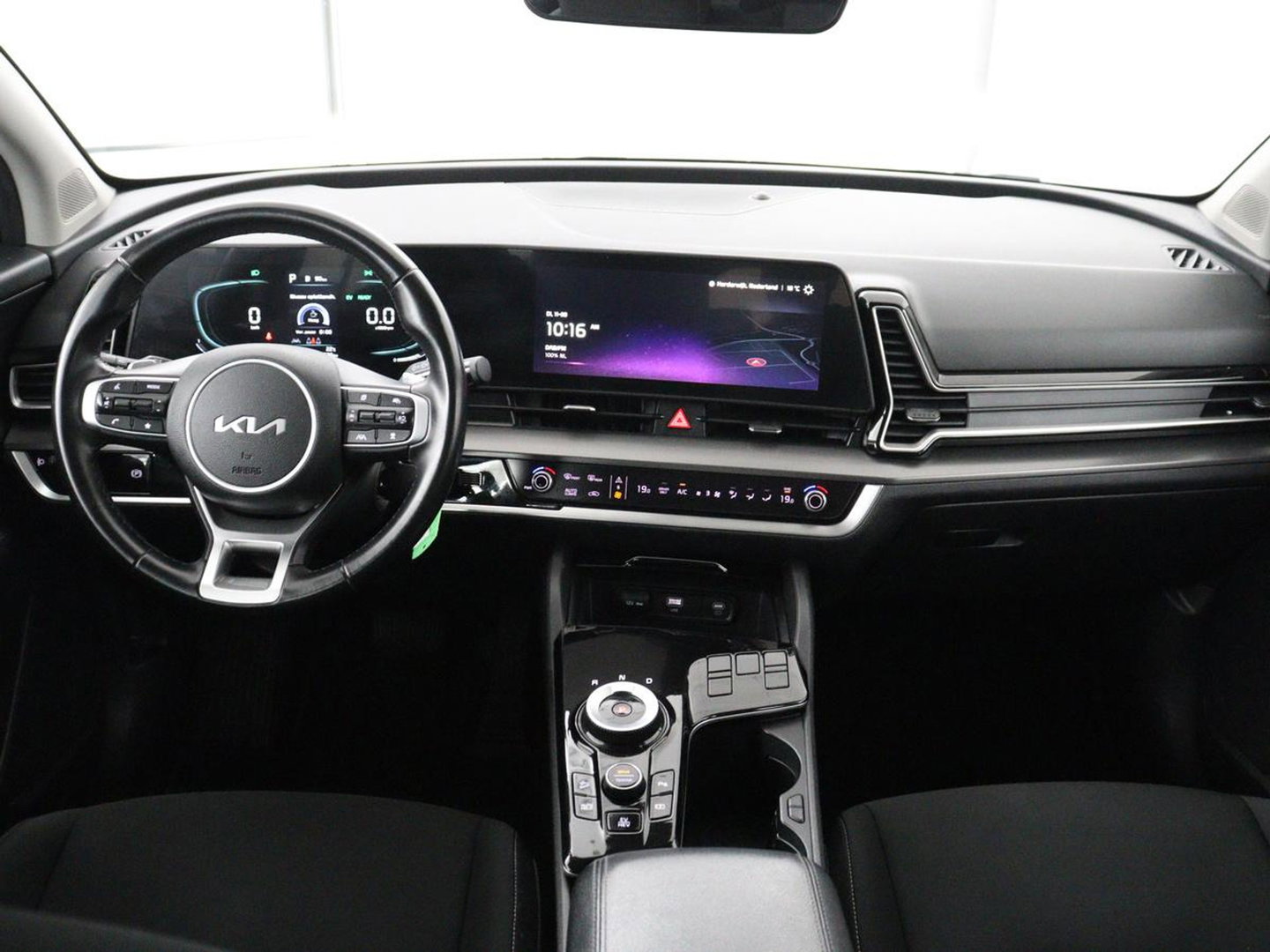 Kia Sportage 1.6 T-GDi Plug-in Hybrid AWD DynamicLine | SOH 97,6% | Adaptive cruise | Lane assist | Carplay | Camera | Park assist | Virtueel dashboard
