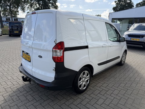 Ford Transit Courier 1.5 TDCI Trend / vaste prijs rijklaar € 6.450 ex btw / lease vanaf € / airco / navigatie / trekhaak / parkeersensoren achter / stoelverwarming