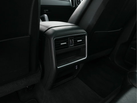 Porsche Cayenne Coupé 3.0 E-Hybrid (Plug-in) (INCL.BTW) Aut. *PANO | LEATHER | FULL-LED | SPORT-CHRONO | TOP-VIEW | ADAPTIVE-CRUISE | BOSE-SOUND | DAB+ | NAVI-FULLMAP | COMFORT-SEATS | SHIFT-PADDLES | KEYLESS | ECC | PDC | 20''ALU*