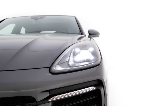 Porsche Cayenne Coupé 3.0 E-Hybrid (Plug-in) (INCL.BTW) Aut. *PANO | LEATHER | FULL-LED | SPORT-CHRONO | TOP-VIEW | ADAPTIVE-CRUISE | BOSE-SOUND | DAB+ | NAVI-FULLMAP | COMFORT-SEATS | SHIFT-PADDLES | KEYLESS | ECC | PDC | 20''ALU*