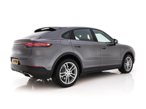 Porsche Cayenne Coupé 3.0 E-Hybrid (Plug-in) (INCL.BTW) Aut. *PANO | LEATHER | FULL-LED | SPORT-CHRONO | TOP-VIEW | ADAPTIVE-CRUISE | BOSE-SOUND | DAB+ | NAVI-FULLMAP | COMFORT-SEATS | SHIFT-PADDLES | KEYLESS | ECC | PDC | 20''ALU*