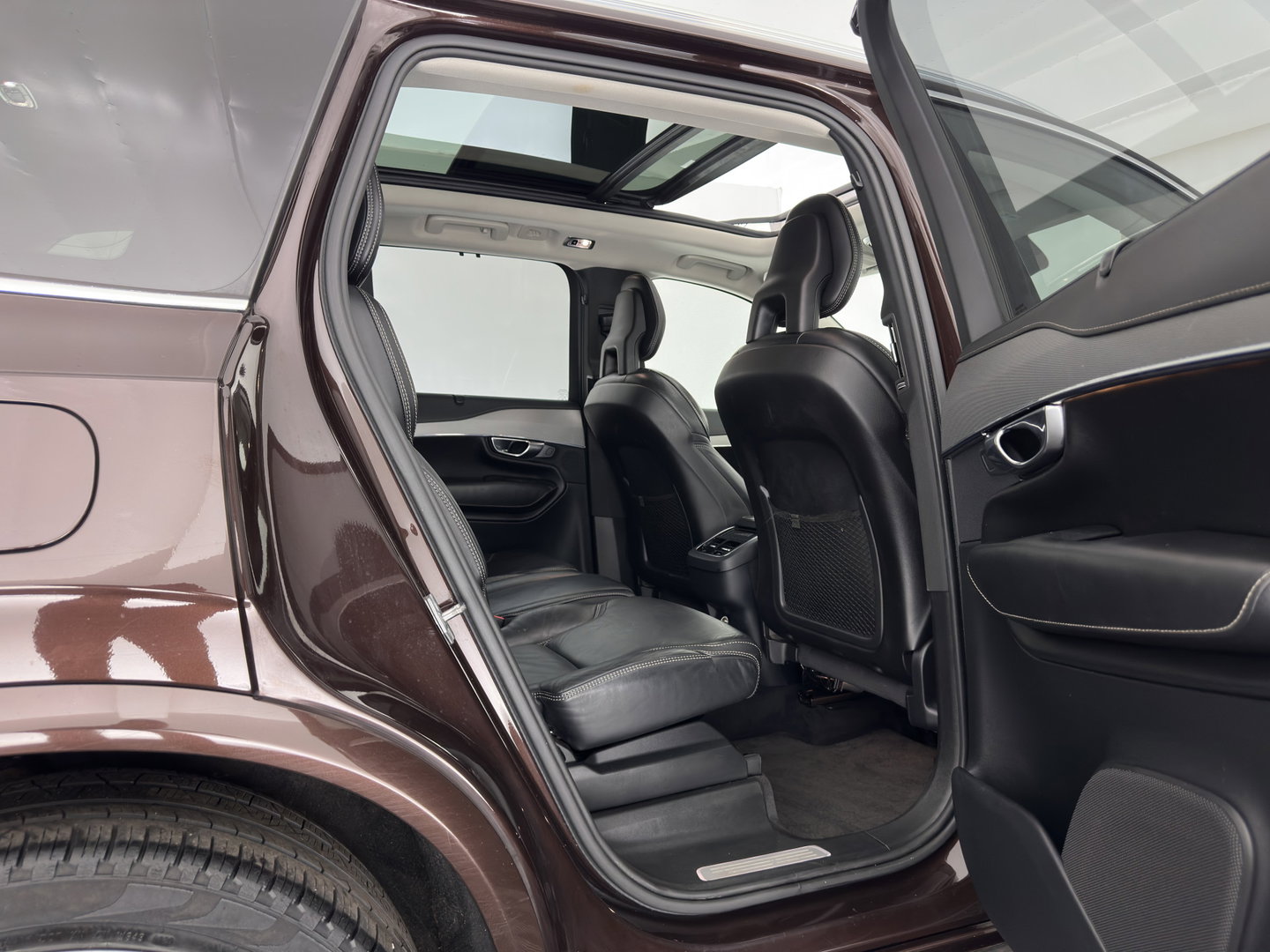 Volvo XC90 2.0 D5 AWD Inscription [7-Pers.] Aut. *PANO | HEAD-UP | LEATHER | FULL-LED | MEMORY-PACK | BLINDSPOT | KEYLESS | DIGI-COCKPIT | CAMERA | NAVI-FULLMAP | HEATED-CONTOURSEATS | TOWBAR | 21''ALU*