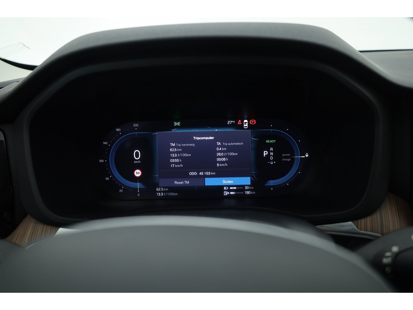 Volvo XC60 2.0 T6 Plug-in hybrid AWD Plus Dark - Luchtvering | Rijklaar! | Pano | Ventilatie | Stuur+Stoelverw. | Leder+Memory | 360*+PDC | Led | v