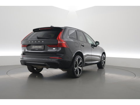 Volvo XC60 2.0 T6 Plug-in hybrid AWD Plus Dark - Luchtvering | Rijklaar! | Pano | Ventilatie | Stuur+Stoelverw. | Leder+Memory | 360*+PDC | Led | v