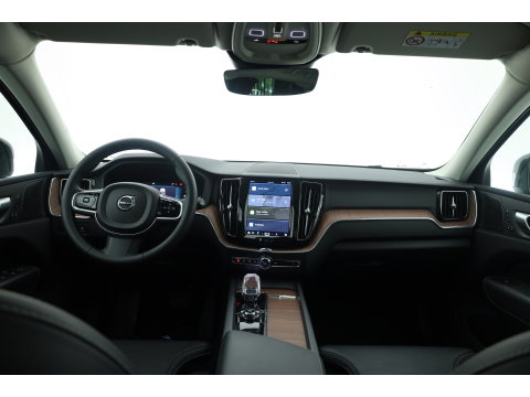 Volvo XC60 2.0 T6 Plug-in hybrid AWD Plus Dark - Luchtvering | Rijklaar! | Pano | Ventilatie | Stuur+Stoelverw. | Leder+Memory | 360*+PDC | Led | v