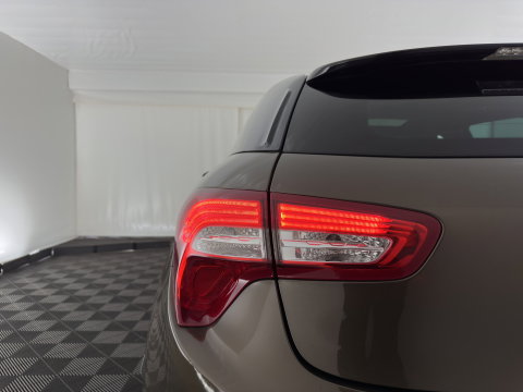 Citroën DS5 2.0 Hybrid4 Business Executive Aut. *PANO | LEATHER-ALCANTARA | COMFORTSEATS | NAVI-FULLMAP | KEYLESS | PRIVACY-GLASS | CAMERA |  HEAD-UP | KEYLESS | CRUISE | SHIFTPADDLES | 17"ALU*
