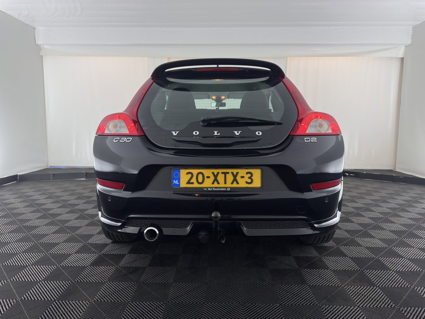 Volvo C30 1.6 D2 R-Edition *LEATHER-FABRIC | NAVI-FULLMAP | ECC | PDC | CRUISE | 17''ALU | TOWBAR*