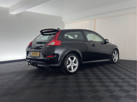 Volvo C30 1.6 D2 R-Edition *LEATHER-FABRIC | NAVI-FULLMAP | ECC | PDC | CRUISE | 17''ALU | TOWBAR*