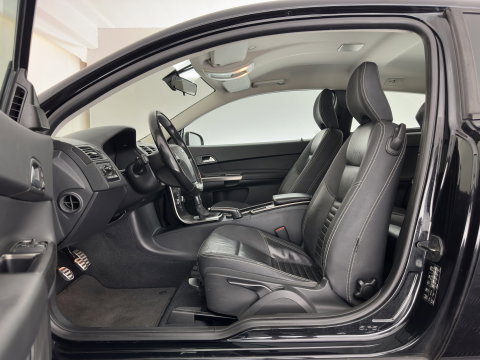 Volvo C30 1.6 D2 R-Edition *LEATHER-FABRIC | NAVI-FULLMAP | ECC | PDC | CRUISE | 17''ALU | TOWBAR*