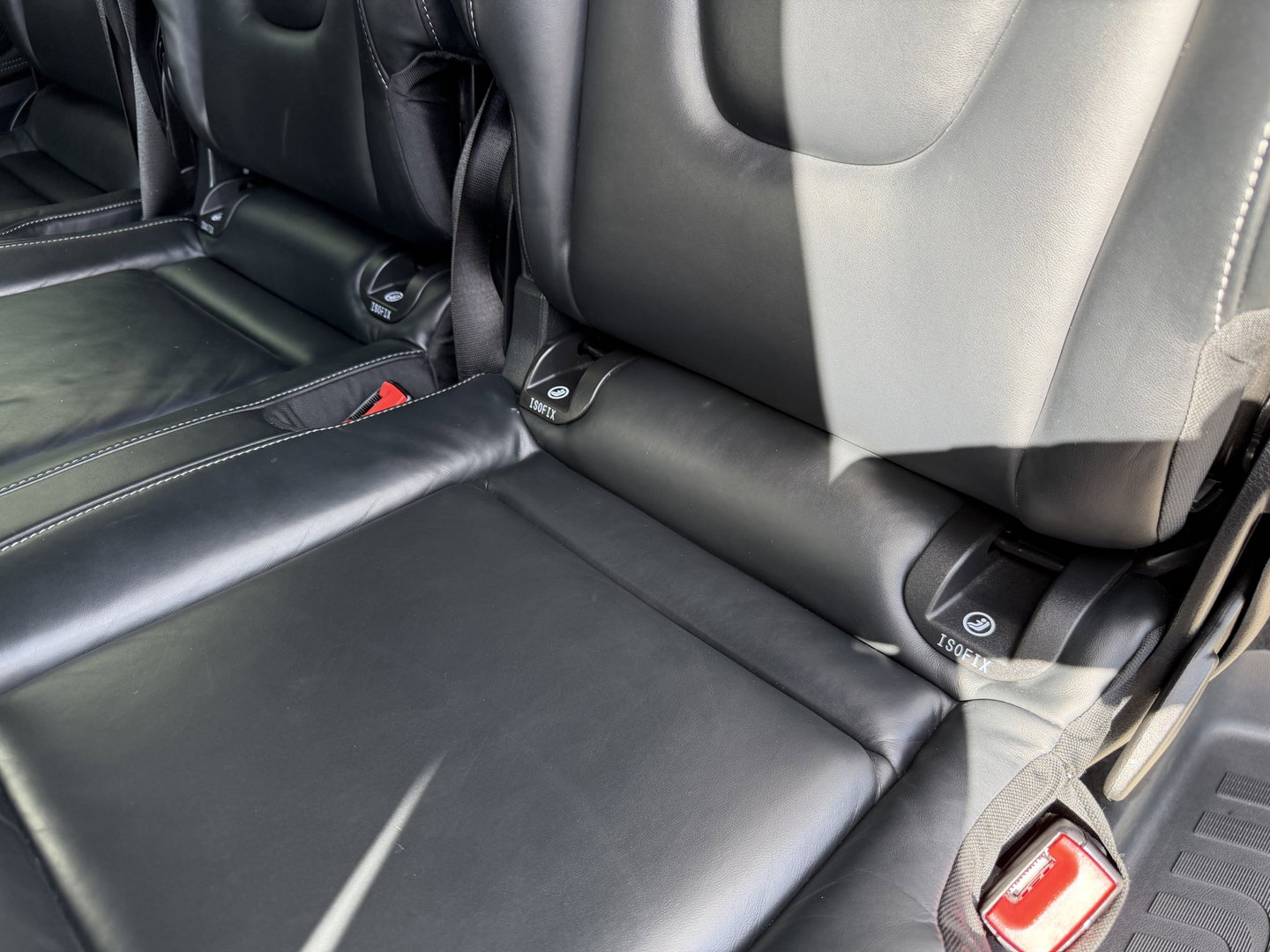 Mercedes-Benz V-Klasse 250d Lang L2H1 DC 5 persoons Edition / vaste prijs rijklaar € 36.950 ex btw / lease vanaf € 603 / leer / burmester / AMG / dubbele schuifdeur electrisch / trekhaak
