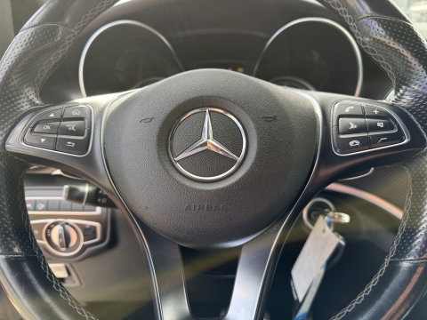 Mercedes-Benz V-Klasse 250d Lang L2H1 DC 5 persoons Edition / vaste prijs rijklaar € 36.950 ex btw / lease vanaf € 603 / leer / burmester / AMG / dubbele schuifdeur electrisch / trekhaak