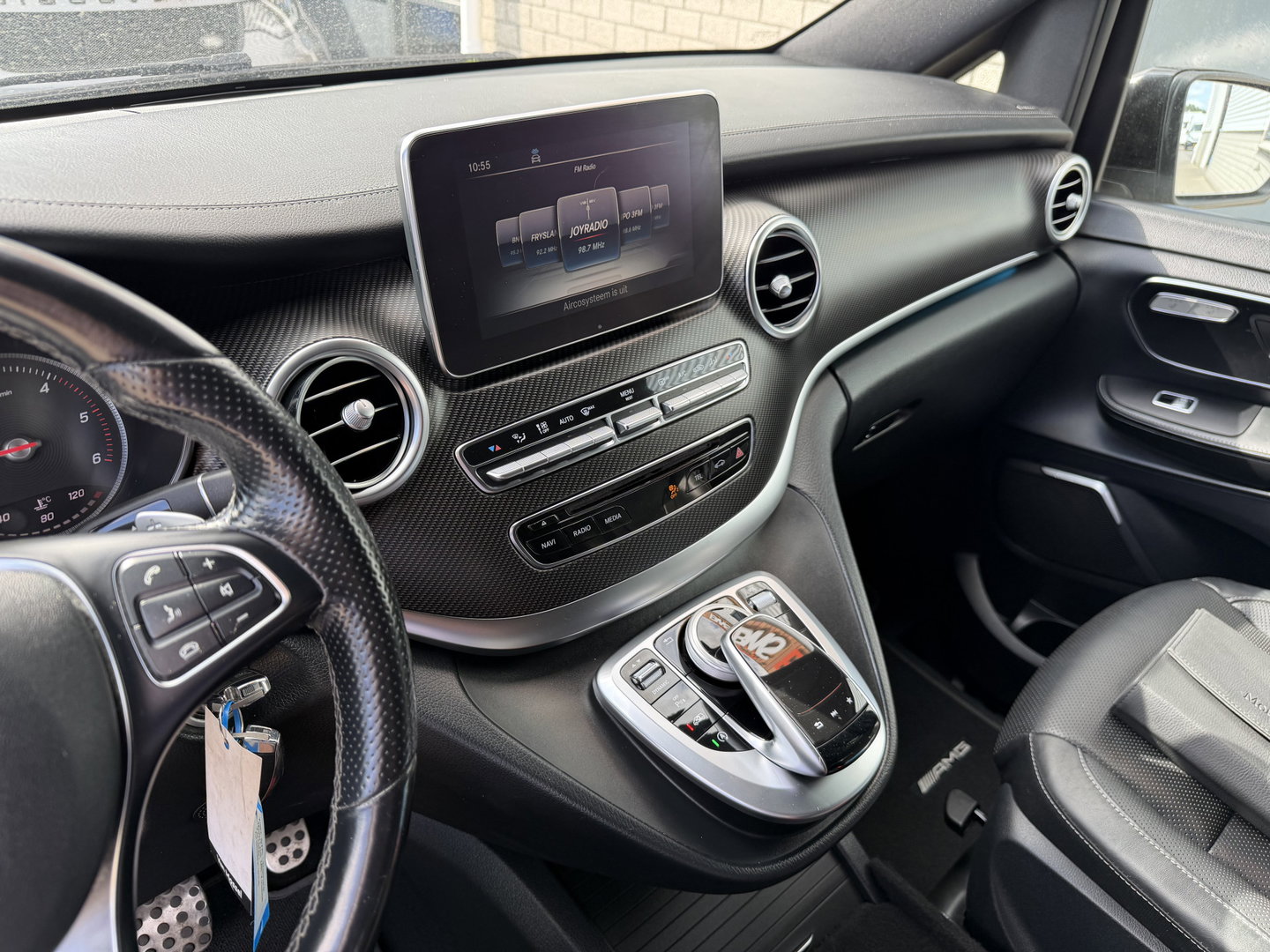 Mercedes-Benz V-Klasse 250d Lang L2H1 DC 5 persoons Edition / vaste prijs rijklaar € 36.950 ex btw / lease vanaf € 603 / leer / burmester / AMG / dubbele schuifdeur electrisch / trekhaak