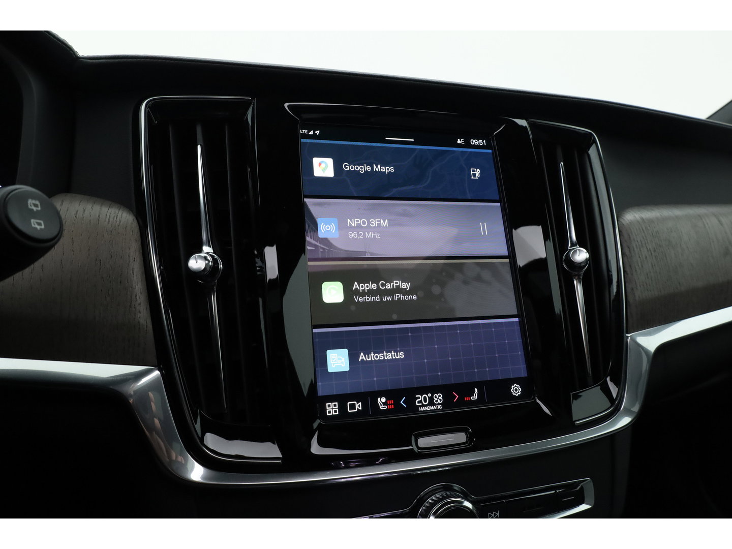 Volvo V90 2.0 T6 Plug-in hybrid AWD Ultimate Dark | Long Range | Pano | 360 camera | Blis | ACC | H&K Audio | Mem Stoelen |