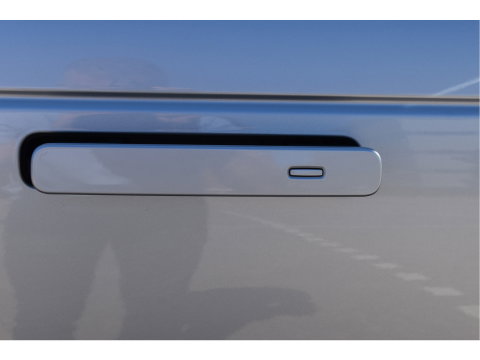 Land Rover Range Rover Velar 2.0 P250 Turbo AWD R-Dynamic S Driver Pack | Pano.dak | Afn.trekhaak | Camera | Keyless | Elekt.stoelen | Adapt.CC | Stoelverwarming | Full LED