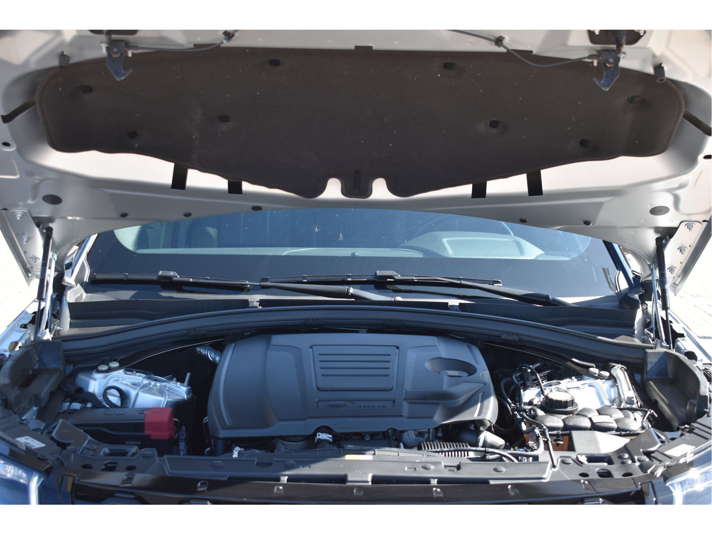Land Rover Range Rover Velar 2.0 P250 Turbo AWD R-Dynamic S Driver Pack | Pano.dak | Afn.trekhaak | Camera | Keyless | Elekt.stoelen | Adapt.CC | Stoelverwarming | Full LED