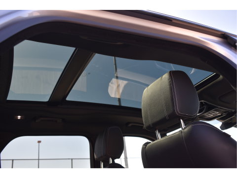 Land Rover Range Rover Velar 2.0 P250 Turbo AWD R-Dynamic S Driver Pack | Pano.dak | Afn.trekhaak | Camera | Keyless | Elekt.stoelen | Adapt.CC | Stoelverwarming | Full LED