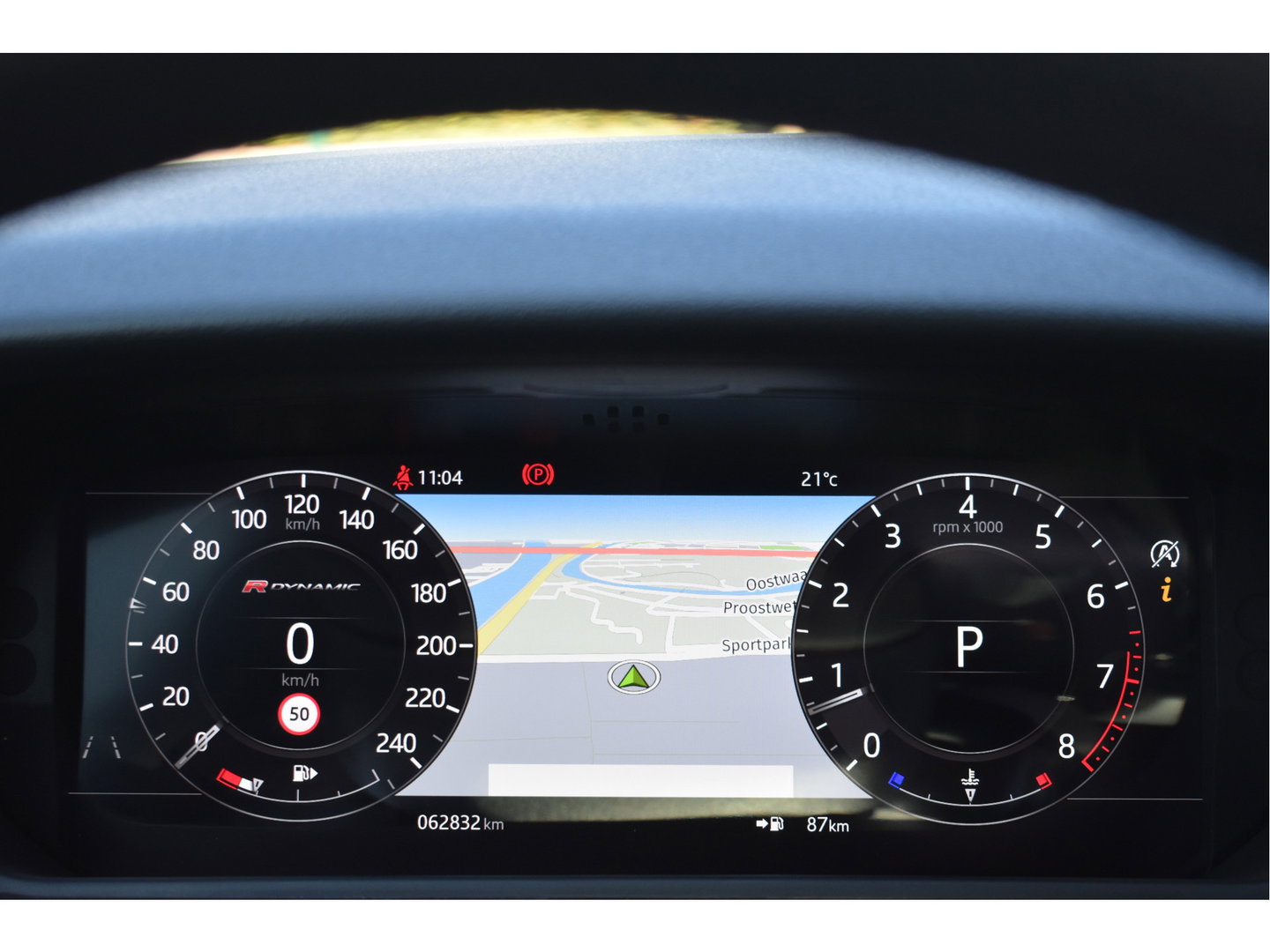 Land Rover Range Rover Velar 2.0 P250 Turbo AWD R-Dynamic S Driver Pack | Pano.dak | Afn.trekhaak | Camera | Keyless | Elekt.stoelen | Adapt.CC | Stoelverwarming | Full LED