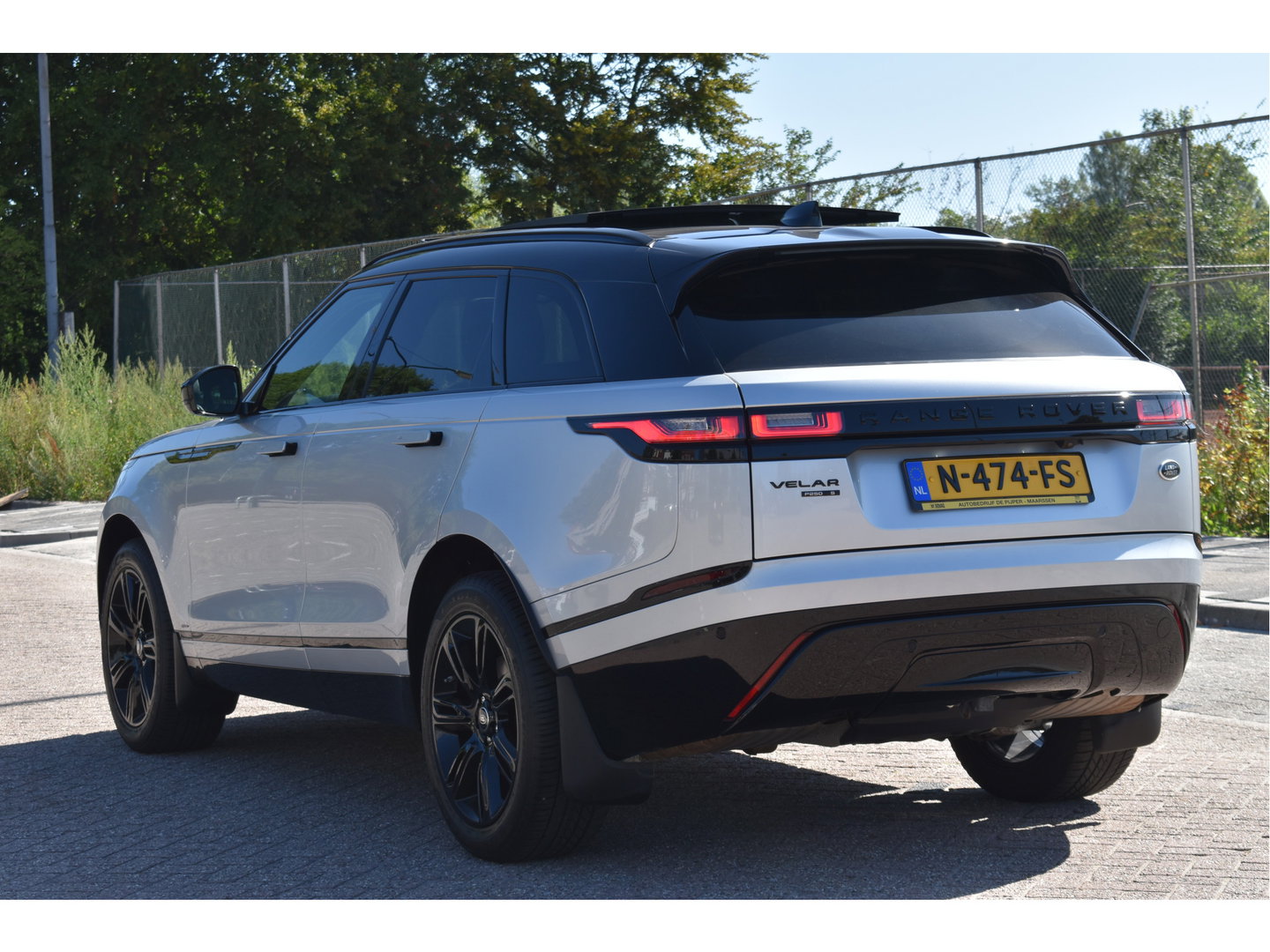 Land Rover Range Rover Velar 2.0 P250 Turbo AWD R-Dynamic S Driver Pack | Pano.dak | Afn.trekhaak | Camera | Keyless | Elekt.stoelen | Adapt.CC | Stoelverwarming | Full LED