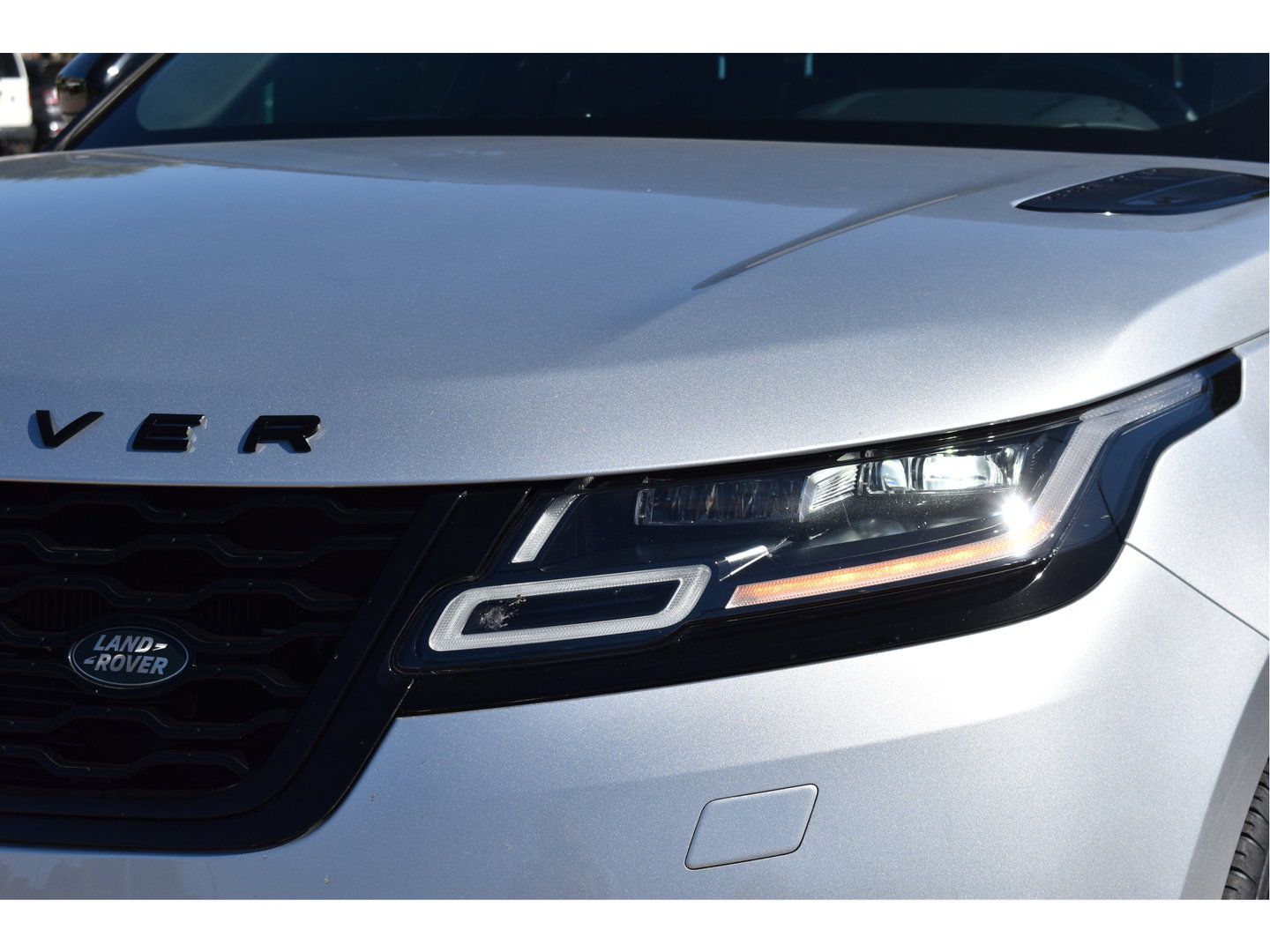 Land Rover Range Rover Velar 2.0 P250 Turbo AWD R-Dynamic S Driver Pack | Pano.dak | Afn.trekhaak | Camera | Keyless | Elekt.stoelen | Adapt.CC | Stoelverwarming | Full LED