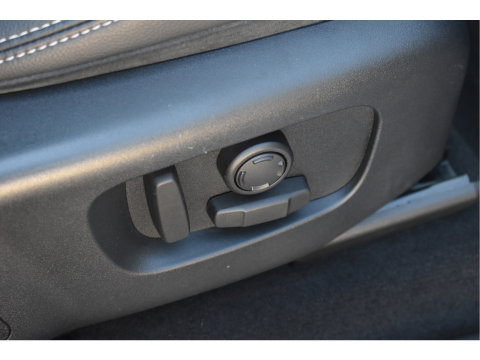 Land Rover Range Rover Velar 2.0 P250 Turbo AWD R-Dynamic S Driver Pack | Pano.dak | Afn.trekhaak | Camera | Keyless | Elekt.stoelen | Adapt.CC | Stoelverwarming | Full LED