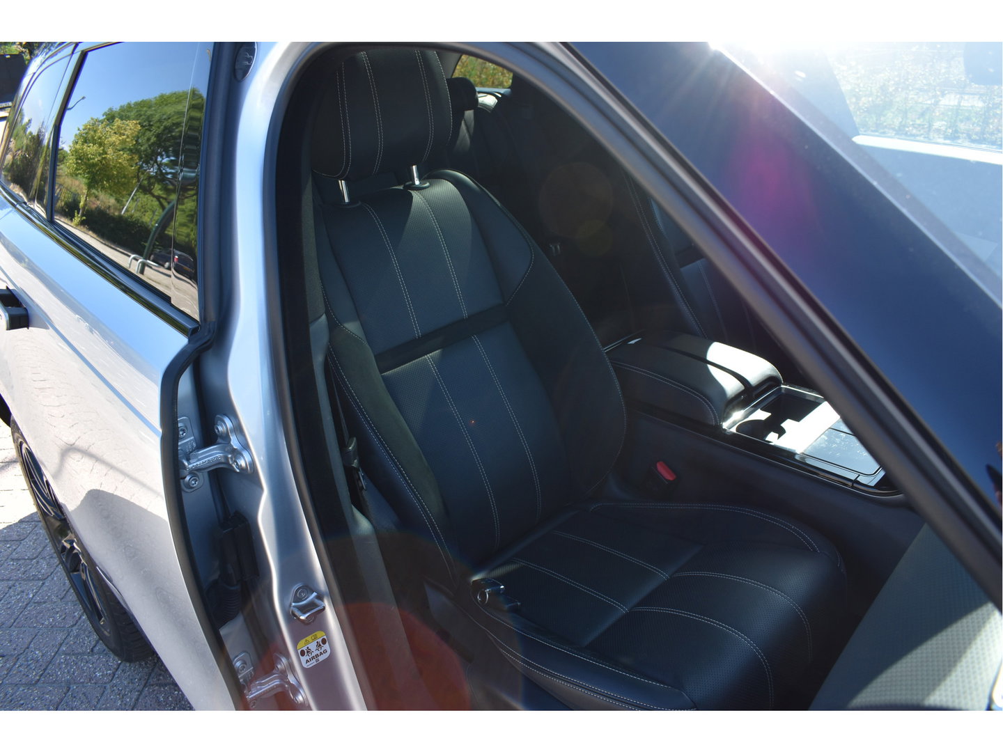 Land Rover Range Rover Velar 2.0 P250 Turbo AWD R-Dynamic S Driver Pack | Pano.dak | Afn.trekhaak | Camera | Keyless | Elekt.stoelen | Adapt.CC | Stoelverwarming | Full LED