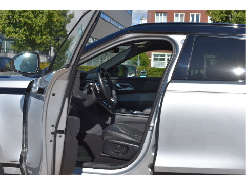 Land Rover Range Rover Velar 2.0 P250 Turbo AWD R-Dynamic S Driver Pack | Pano.dak | Afn.trekhaak | Camera | Keyless | Elekt.stoelen | Adapt.CC | Stoelverwarming | Full LED