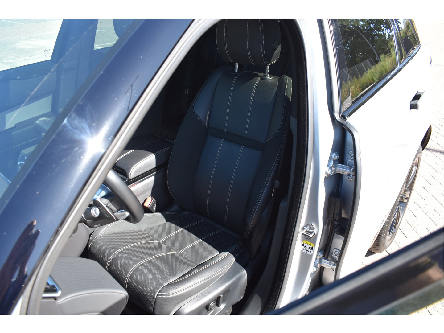 Land Rover Range Rover Velar 2.0 P250 Turbo AWD R-Dynamic S Driver Pack | Pano.dak | Afn.trekhaak | Camera | Keyless | Elekt.stoelen | Adapt.CC | Stoelverwarming | Full LED