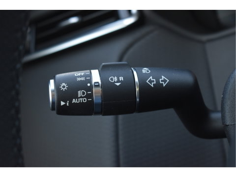 Land Rover Range Rover Velar 2.0 P250 Turbo AWD R-Dynamic S Driver Pack | Pano.dak | Afn.trekhaak | Camera | Keyless | Elekt.stoelen | Adapt.CC | Stoelverwarming | Full LED