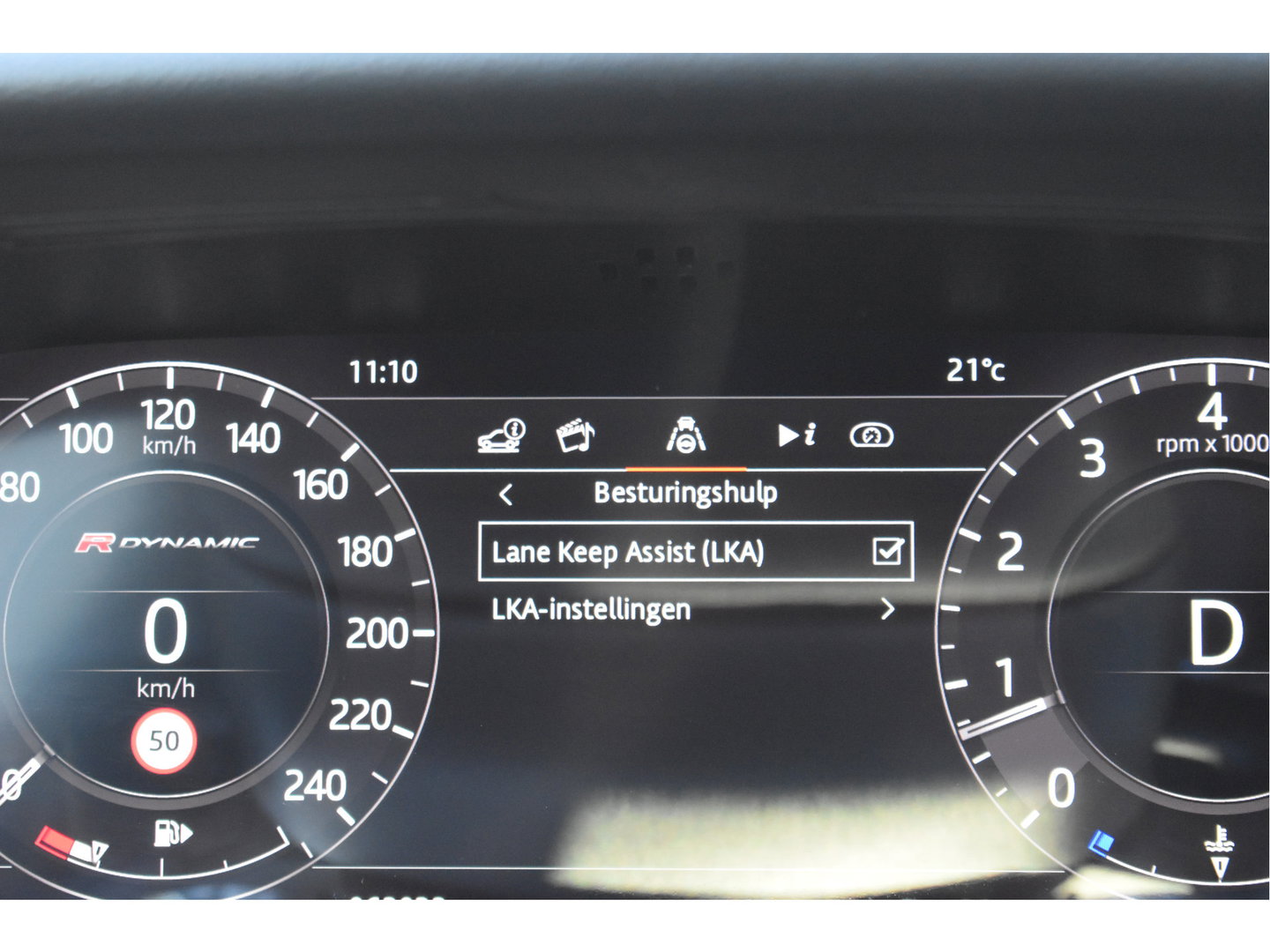 Land Rover Range Rover Velar 2.0 P250 Turbo AWD R-Dynamic S Driver Pack | Pano.dak | Afn.trekhaak | Camera | Keyless | Elekt.stoelen | Adapt.CC | Stoelverwarming | Full LED