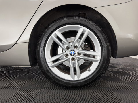 BMW 2 Serie Gran Tourer 216d [7-Pers.] High Executive (INCL.BTW) Aut. *HEAD-UP | ADAPTIVE-CRUISE | LEATHER | FULL-LED | HIFI-SOUND | KEYLESS | NAVI-FULLMAP | HEATED-SPORTSEATS | PRIVACY-GLASS | ECC | PDC | 17''ALU | TOWBAR*