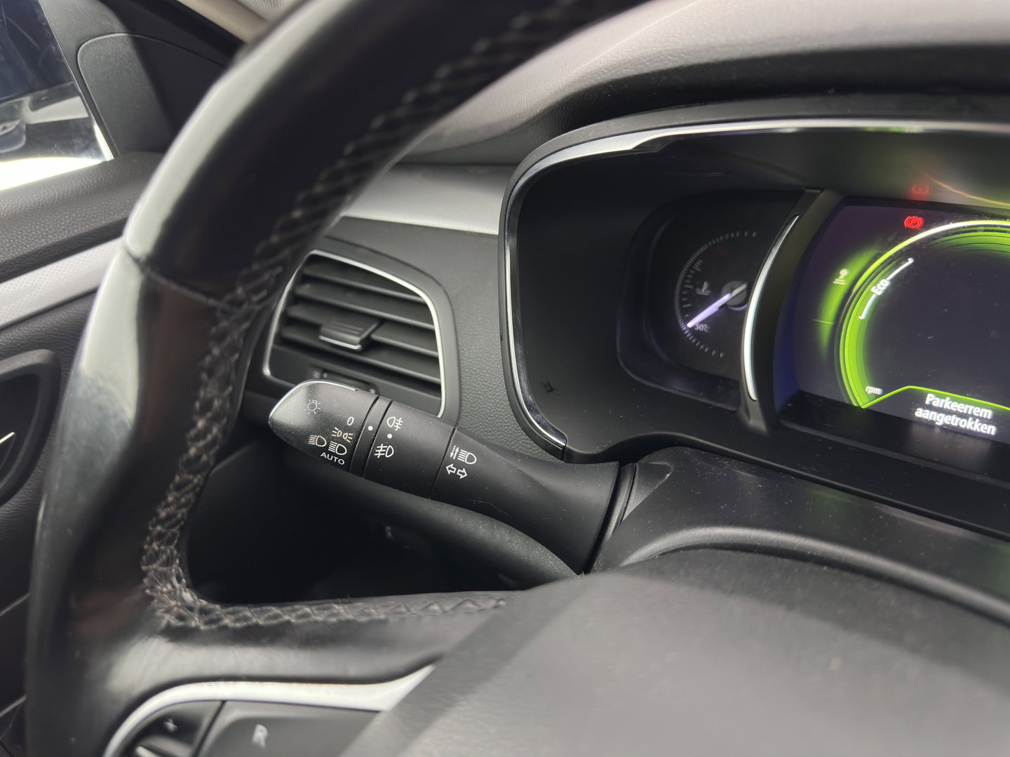 Renault Talisman Estate 1.5 dCi Zen *NAVI-FULLMAP | COMFORT-SEATS | ECC | PDC | CRUISE | 17''ALU | TOWBAR*