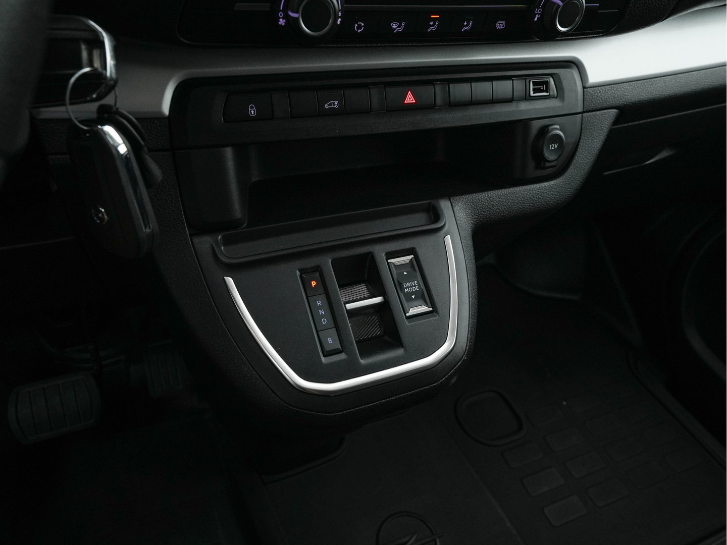 Opel Vivaro Electric Edition M L2/H1 50 kWh 3-Pers [ 3-Fase-11kw] Aut. *DIGI-COCKPIT | AIRCO | PDC | CRUISE | CCS-FASTLOADER*