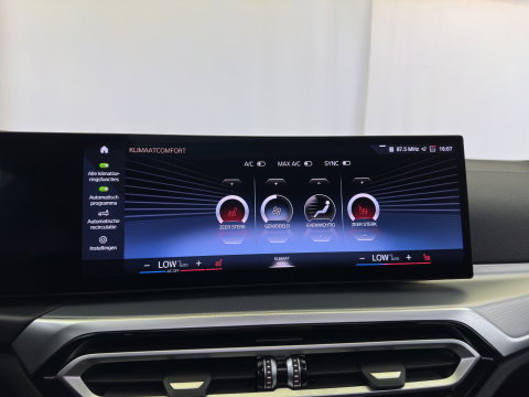 BMW i4 eDrive40 High Executive 84 kWh [3-Fase-11kW] {SoH-98%} (INCL.BTW) *PANO | HEAD-UP | LEATHER | LASER-LED | HARMAN/KARDON | HEATED-SPORTSEATS | WIDESCREEN-DIGI-COCKPIT | CAMERA | DAB+ | PRIVACY-GLASS | NAVI-FULLMAP | ECC | PDC | 18''ALU*