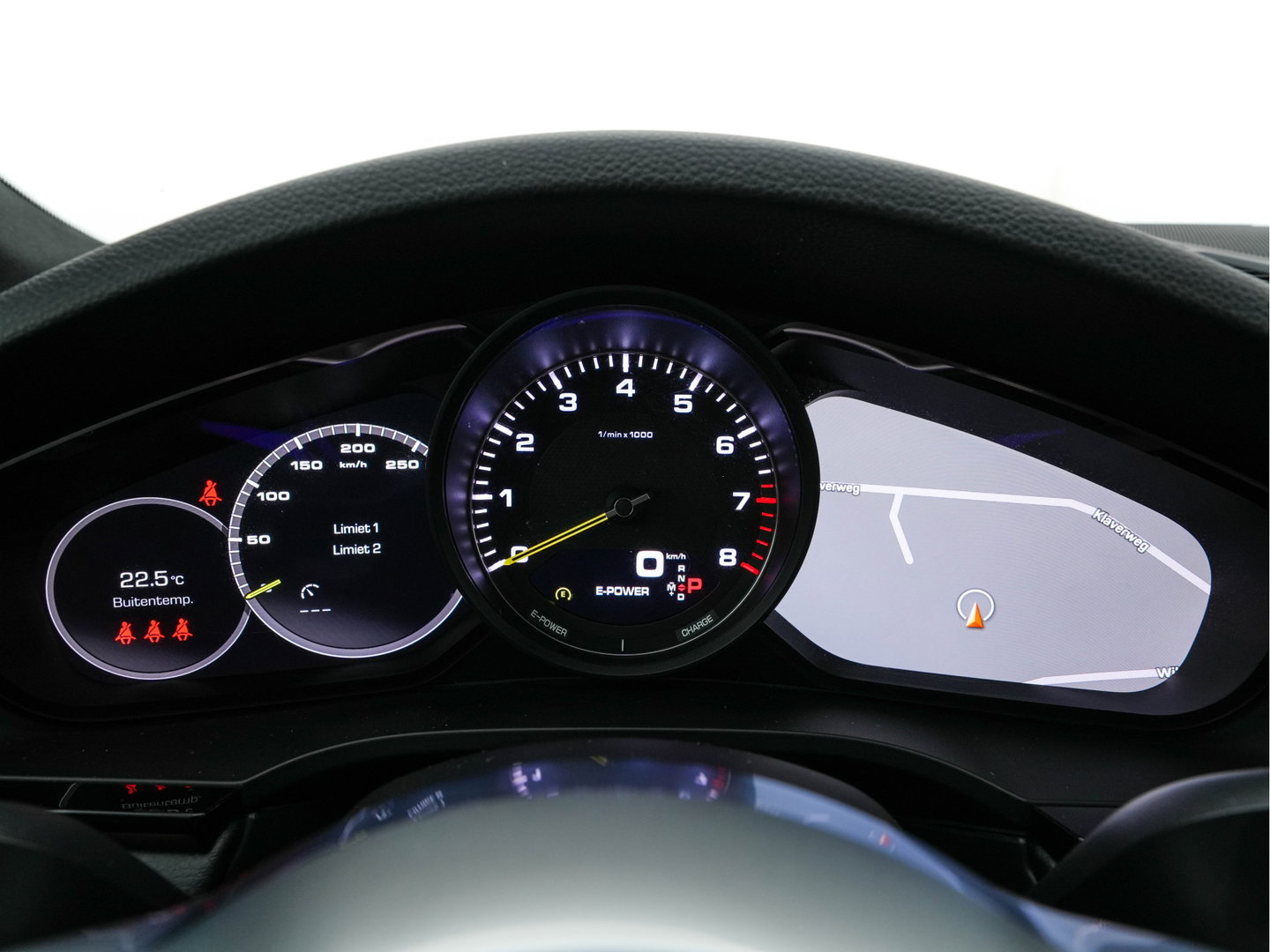 Porsche Cayenne Coupé 3.0 E-Hybrid (Plug-in) (INCL.BTW) Aut. *PANO | LEATHER | FULL-LED | SPORT-CHRONO | TOP-VIEW | ADAPTIVE-CRUISE | BOSE-SOUND | DAB+ | NAVI-FULLMAP | COMFORT-SEATS | SHIFT-PADDLES | KEYLESS | ECC | PDC | 20''ALU*