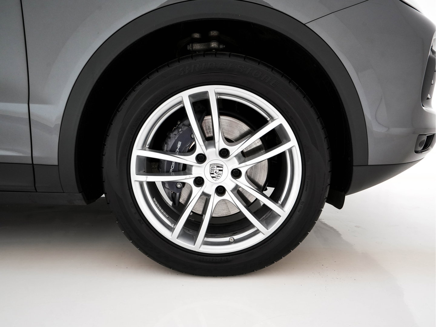 Porsche Cayenne Coupé 3.0 E-Hybrid (Plug-in) (INCL.BTW) Aut. *PANO | LEATHER | FULL-LED | SPORT-CHRONO | TOP-VIEW | ADAPTIVE-CRUISE | BOSE-SOUND | DAB+ | NAVI-FULLMAP | COMFORT-SEATS | SHIFT-PADDLES | KEYLESS | ECC | PDC | 20''ALU*