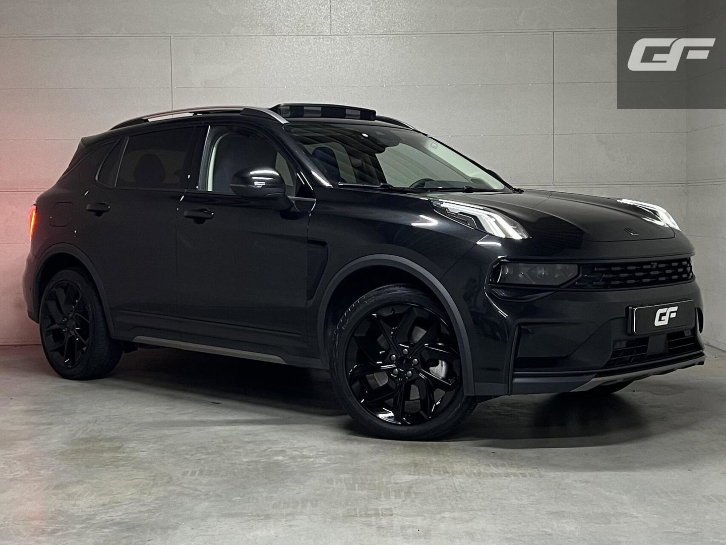 Lynk & Co 01 1.5 Plug-in Black Edition Sfeerver. CarPlay 360°