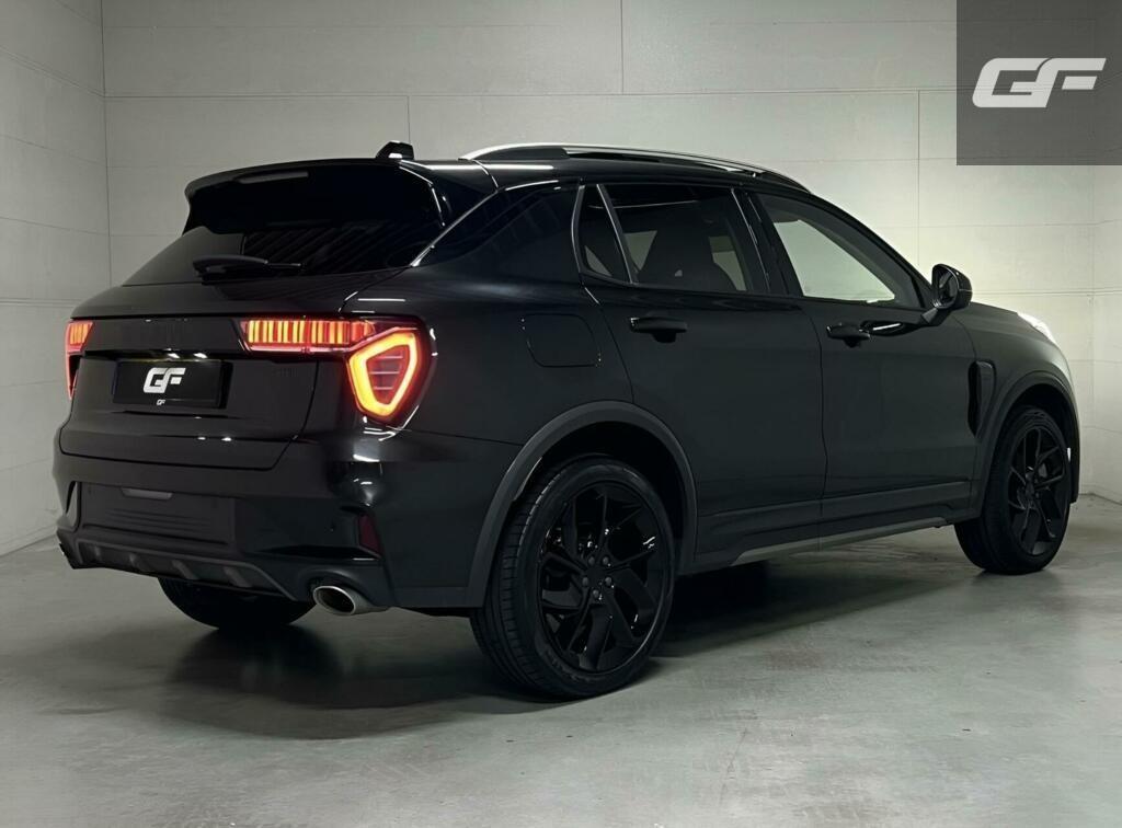 Lynk & Co 01 1.5 Plug-in Black Edition Sfeerver. CarPlay 360°