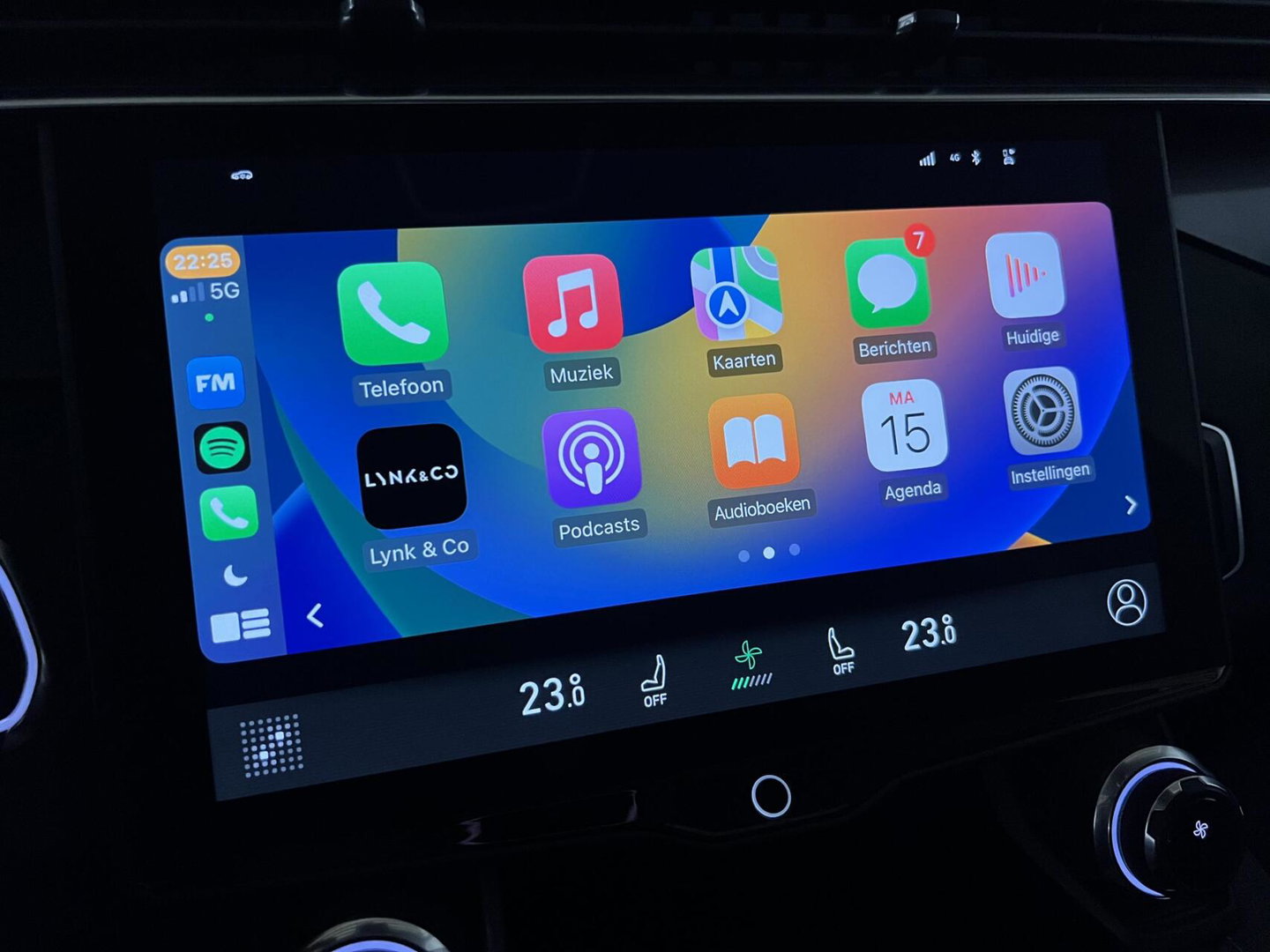 Lynk & Co 01 1.5 Plug-in Black Edition Sfeerver. CarPlay 360°