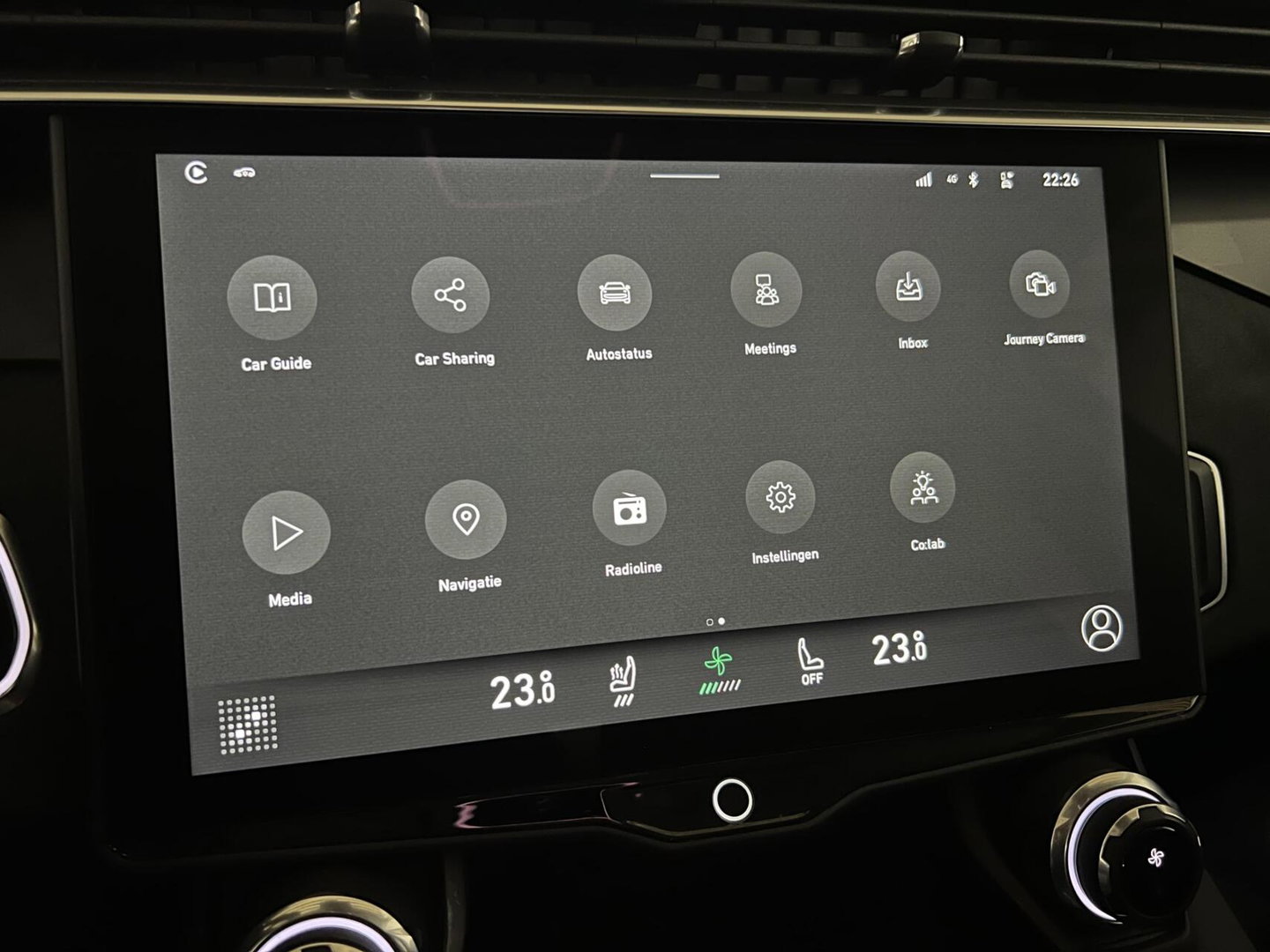 Lynk & Co 01 1.5 Plug-in Black Edition Sfeerver. CarPlay 360°