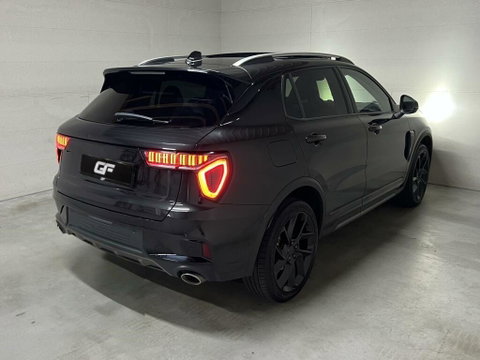 Lynk & Co 01 1.5 Plug-in Black Edition Sfeerver. CarPlay 360°
