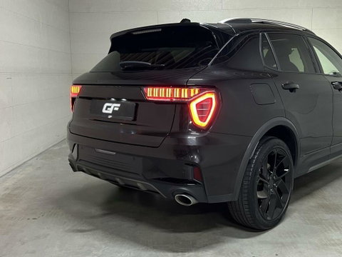 Lynk & Co 01 1.5 Plug-in Black Edition Sfeerver. CarPlay 360°