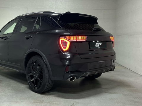 Lynk & Co 01 1.5 Plug-in Black Edition Sfeerver. CarPlay 360°