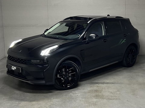 Lynk & Co 01 1.5 Plug-in Black Edition Sfeerver. CarPlay 360°