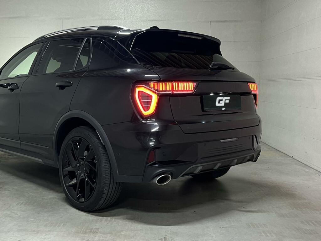Lynk & Co 01 1.5 Plug-in Black Edition Sfeerver. CarPlay 360°