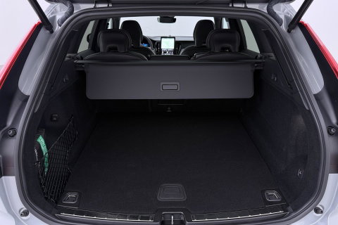 Volvo XC60 T6 Plug-in hybrid Plus Black Edition | ACC | Bowers&Wilkins | Panoramadak | Trekhaak | 360° Camera | Massage+Ventilatie | Head-Up | 21 Inch