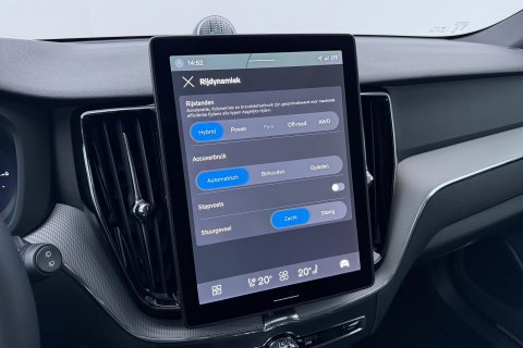 Volvo XC60 T6 Plug-in hybrid Plus Black Edition | ACC | Bowers&Wilkins | Panoramadak | Trekhaak | 360° Camera | Massage+Ventilatie | Head-Up | 21 Inch