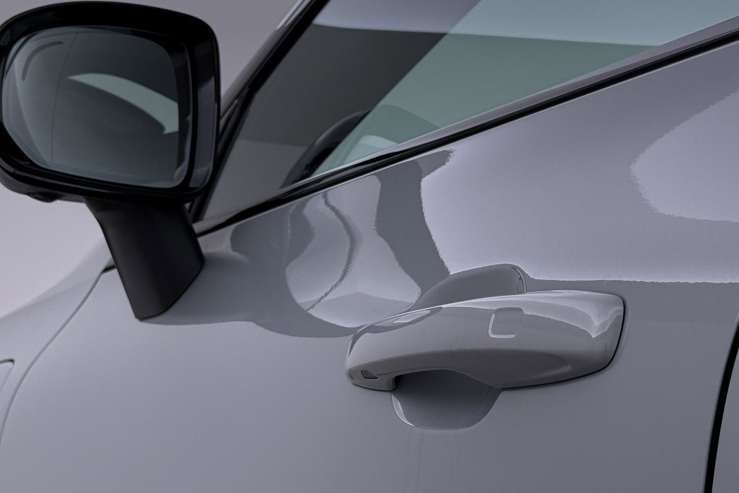 Volvo XC60 T6 Plug-in hybrid Plus Black Edition | ACC | Bowers&Wilkins | Panoramadak | Trekhaak | 360° Camera | Massage+Ventilatie | Head-Up | 21 Inch