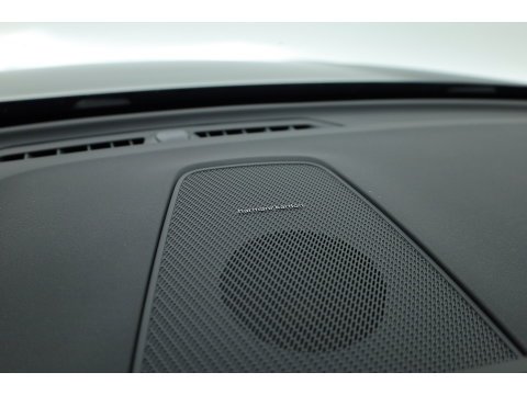 Volvo XC60 2.0 T6 Plug-in hybrid AWD Plus Dark | MY26 Facelift | Forest Lake Black Pack | Pano | 360 Cam. | Trekhaak |